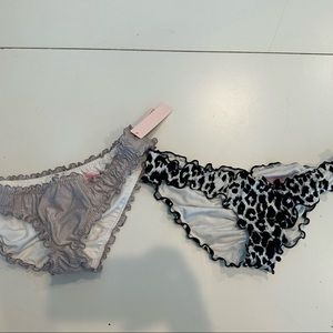 2 Victoria secret swim bikini bottoms size small never been worn